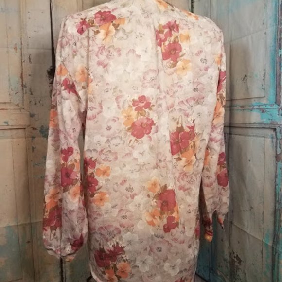 VINTAGE Floral Blouse by Ze - Picture 6 of 9